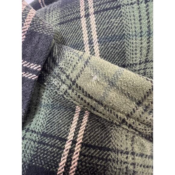Vintage Field and Stream Green Flannel Work Shirt Tall Sz Large with Minor Flaws - Picture 9 of 9